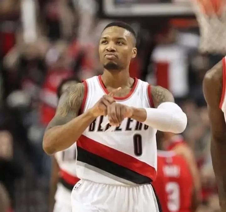 开拓者顶住压力,保持季后赛希望的简单介绍 开拓者顶住压力,保持季后赛希望的简单介绍