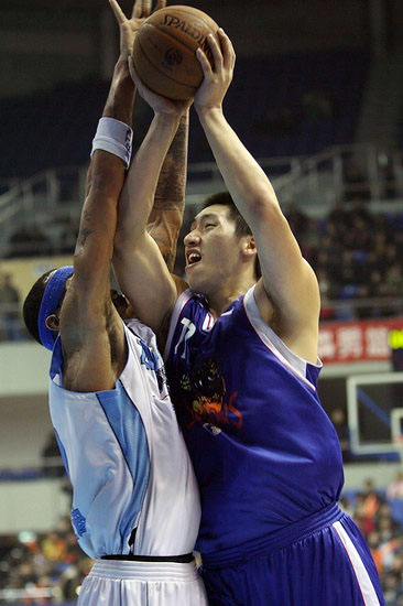 江苏队不敌陕西队,惨遭连败 江苏队不敌陕西队,惨遭连败